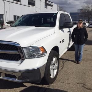 Meet your Posher, Leslie